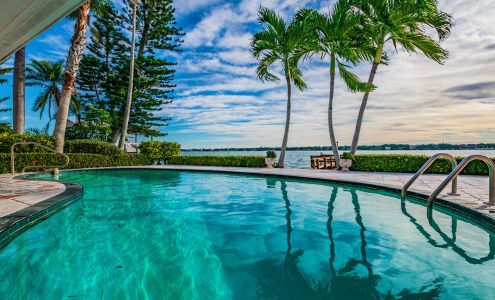 MICHAEL CONSTANTINE REMAX REALTOR