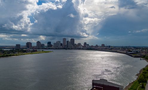 Crescent City Living LLC