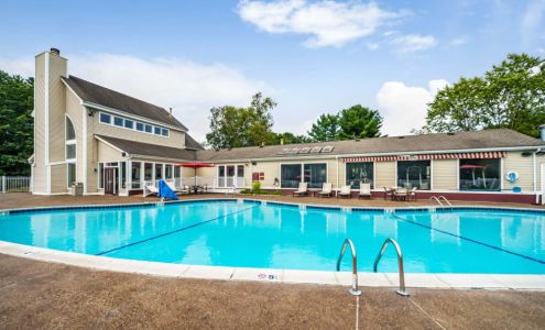 Bay Ridge at Nashua Apartments