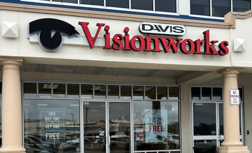 Davis Visionworks Airport Plaza