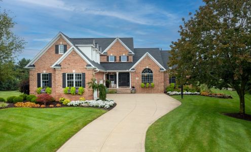 Grogan-Zeiger Real Estate Group - RE/MAX Crossroads