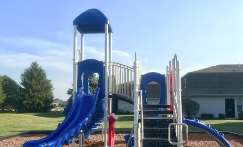 Brittany Bay Apartments and Townhomes