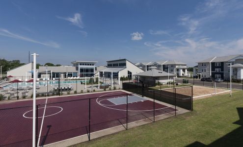 The Ave at Norman Apartments