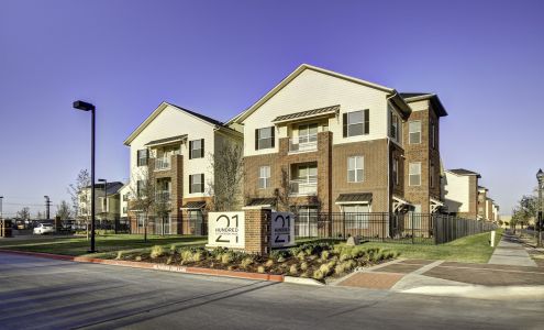 21Hundred at Overton Park