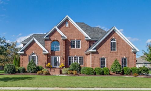 Cheri Bass-Wozniak, Realtor