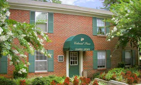 Colonial Pines Apartments