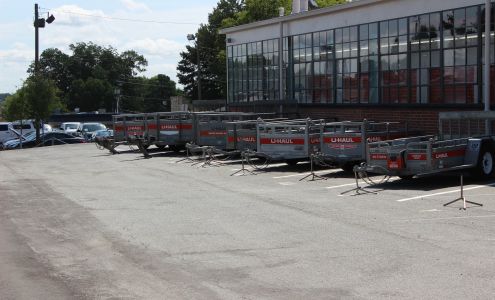 U-Haul Moving & Storage at Roswell Street