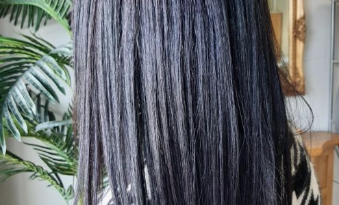 Ruby Hair Studio Unisex