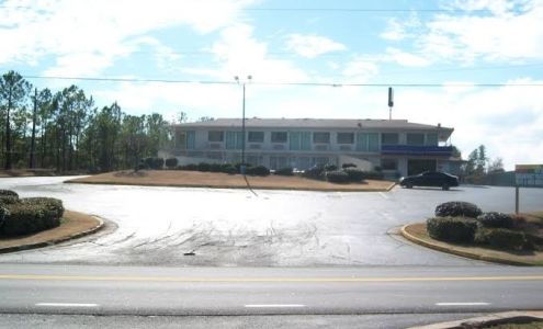 America’s Best Inns & Suites