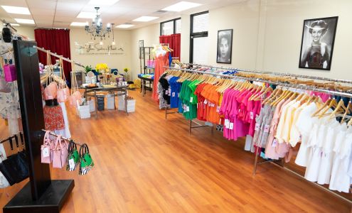 YSK Boutique (Formally Your Sister's Kloset)