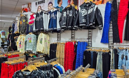 K MOMO Offical Store