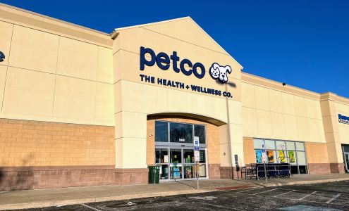 Petco Stowe