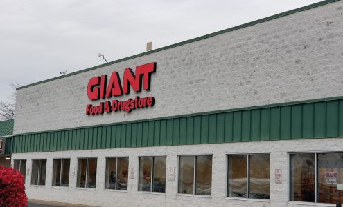 GIANT