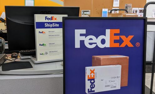 FedEx Drop Box