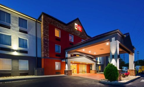 Best Western Plus New Cumberland Inn & Suites