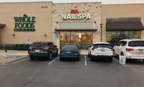 Lux Nailspa