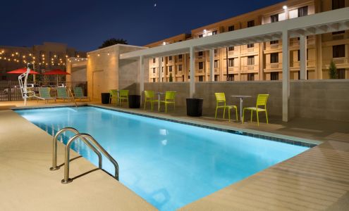 Home2 Suites by Hilton Charlotte Airport