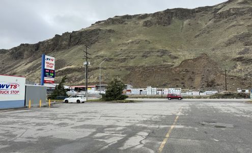 Wenatchee Valley Truck Stop
