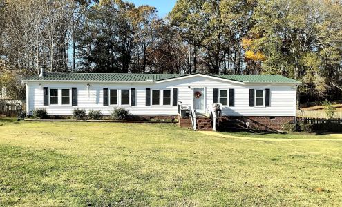 1st Class Real Estate - Focal Point