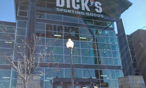 DICK'S Sporting Goods