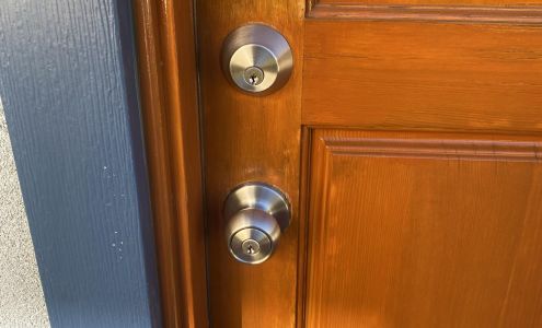 25/7 Locksmith | Lock & Key