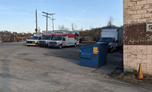 U-Haul Neighborhood Dealer