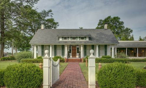 Sealy Management Co Inc