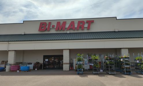 Bi-Mart Membership Discount Stores