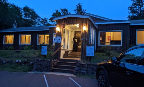 Brockway Inn - Motel & Shop Copper Harbor