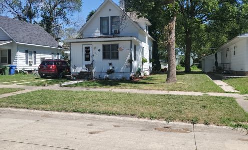 Mesch Cleaning Services and Interior Design 1308 F St, Charles City Iowa 50616