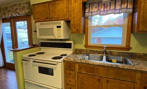 AMANDA CLEANING SERVICES