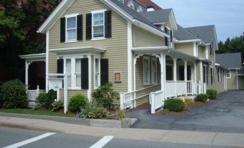 Dee Funeral Home & Cremation Service