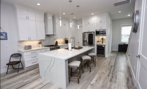 Adila Cabinet-Houston，TX