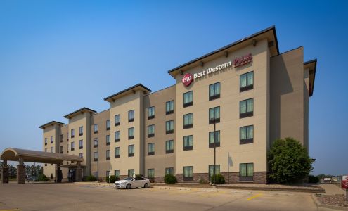 Best Western Plus Williston Hotel & Suites