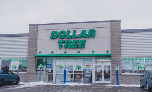 Dollar Tree Kaukauna