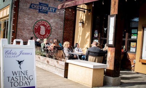 Chris James Cellars McMinnville Tasting Room | Award winning wines | distinctive whites. elegant reds.