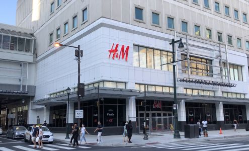 H&M