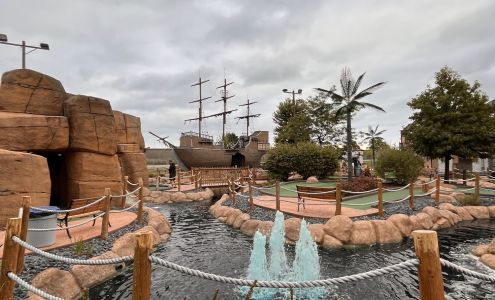 On The Green Indoor Golf Tecumseh