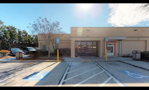 Bank of America (with Drive-thru ATM)