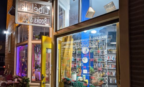 Libélula Books & Co