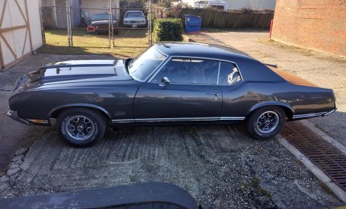 Reynold Auto Body Center