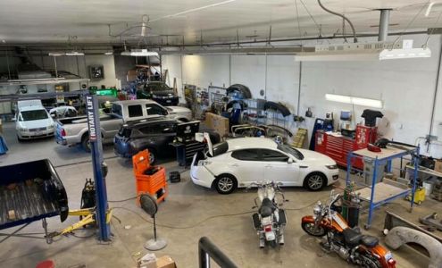 Alexander's Collision & Service Center