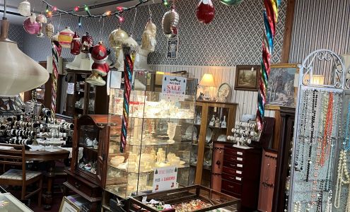 First Arts & Antiques