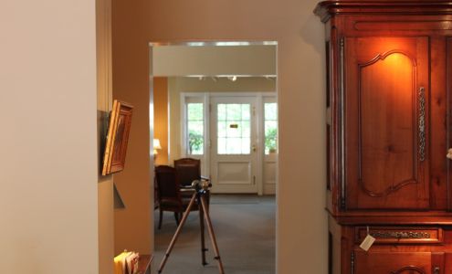 Robert Morrissey Antiques