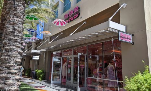 Rolling Rack Boutique