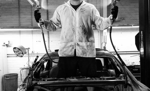 Stil Swangn Auto Paint & Collision