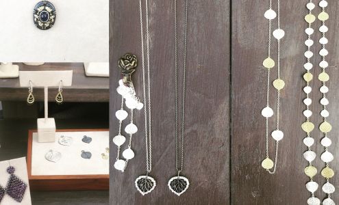 Katherine LeGrand - Custom Goldsmith