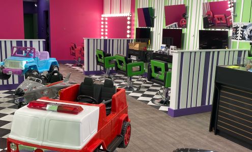 Sharkey's Cuts for Kids - GR 2359 Health Dr SW Ste 130, Wyoming Michigan 49519