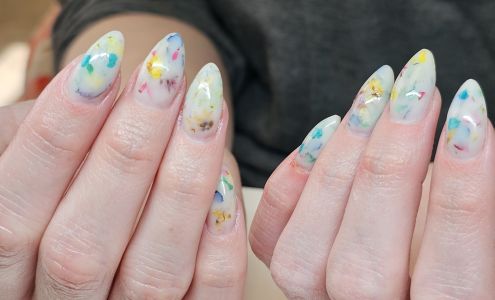 The Crow's Claw Nails 210 E Lexington Ave Suite 203, High Point North Carolina 27262