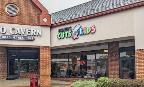 Sharkey's Cuts for Kids Centreville Square